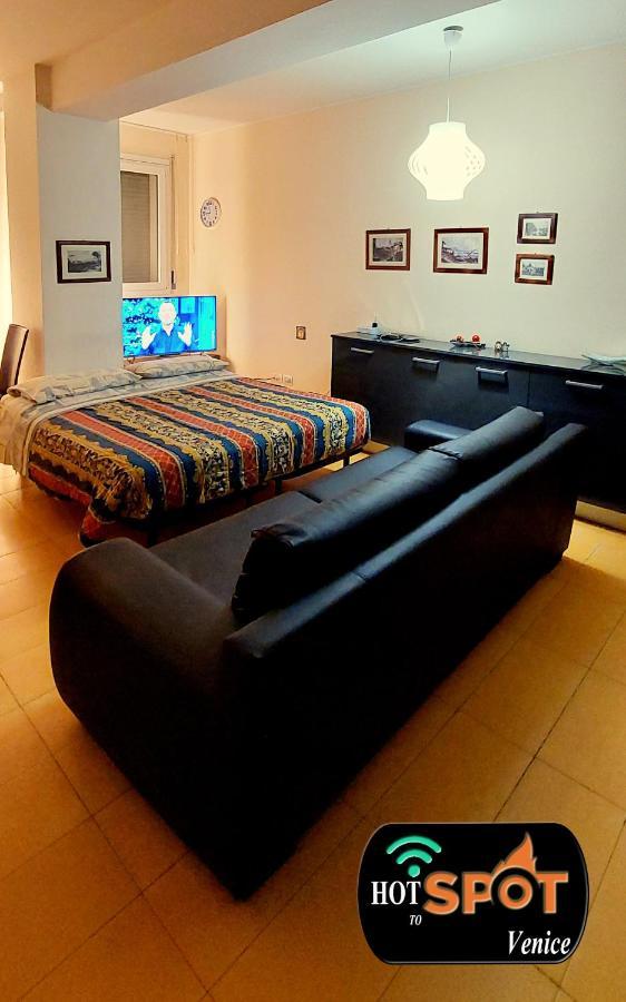 Hotspot Venice Ca'Marcello 2000 Palace Местре Екстериор снимка